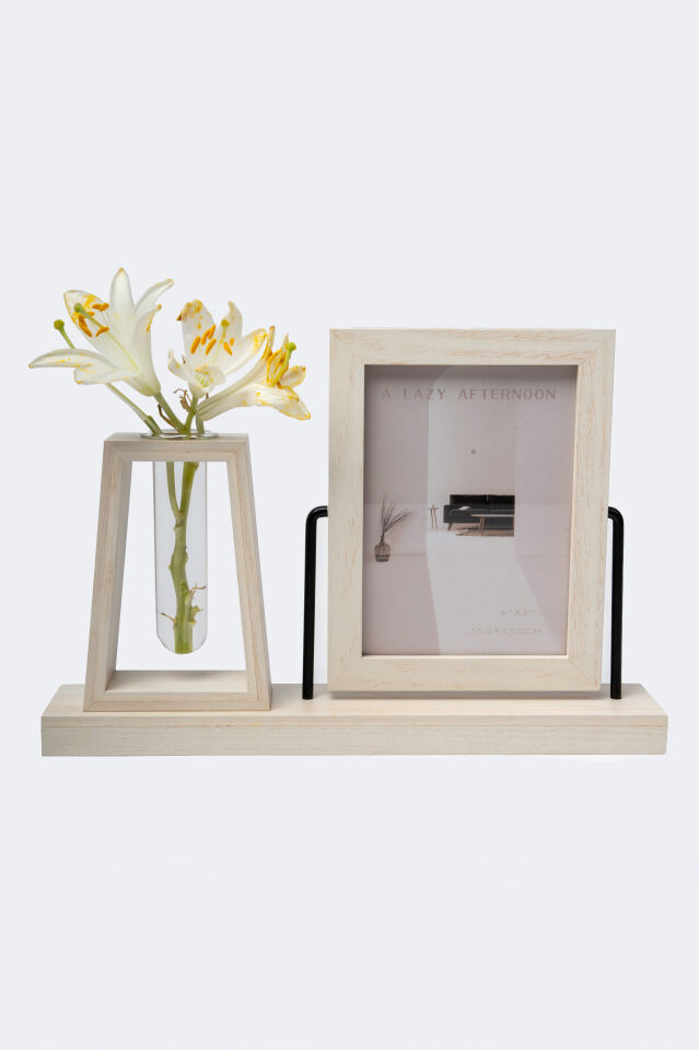Frame & Flora Askılı Fotoğraf Çerçevesi ve Vazo 4''x 6'